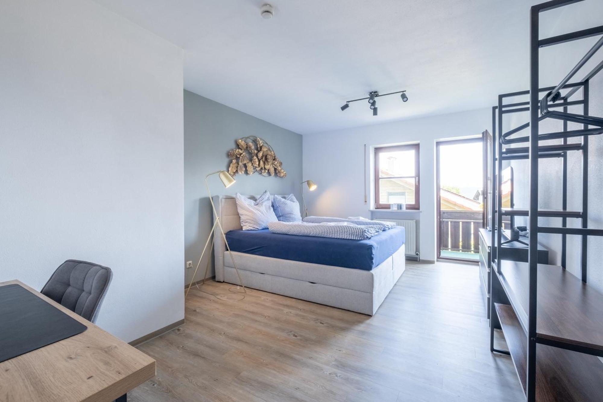 Gemuetliches Wohlfuehl-Apartment Mit Perfektem Seeblick Diessen am Ammersee Bagian luar foto